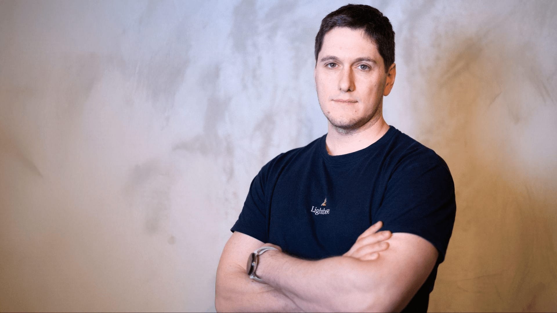 Lightbase sichert sich 2,2 Mio. € in Pre-Seed-Finanzierungsrunde und startet KI-gestütztes Entwickler-Tool