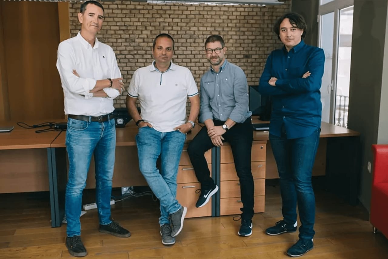 Aunoa sichert sich 1,5 Mio. € zur Skalierung seiner Conversational AI-Agenten in Europa