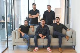 Humanz sichert 15 Mio. $ Finanzierung und übernimmt Ubiquitous sowie Bambassadors